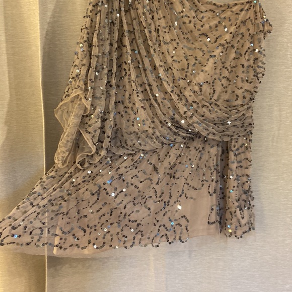 Saks Fifth Ave Sequin Top - Picture 6 of 8